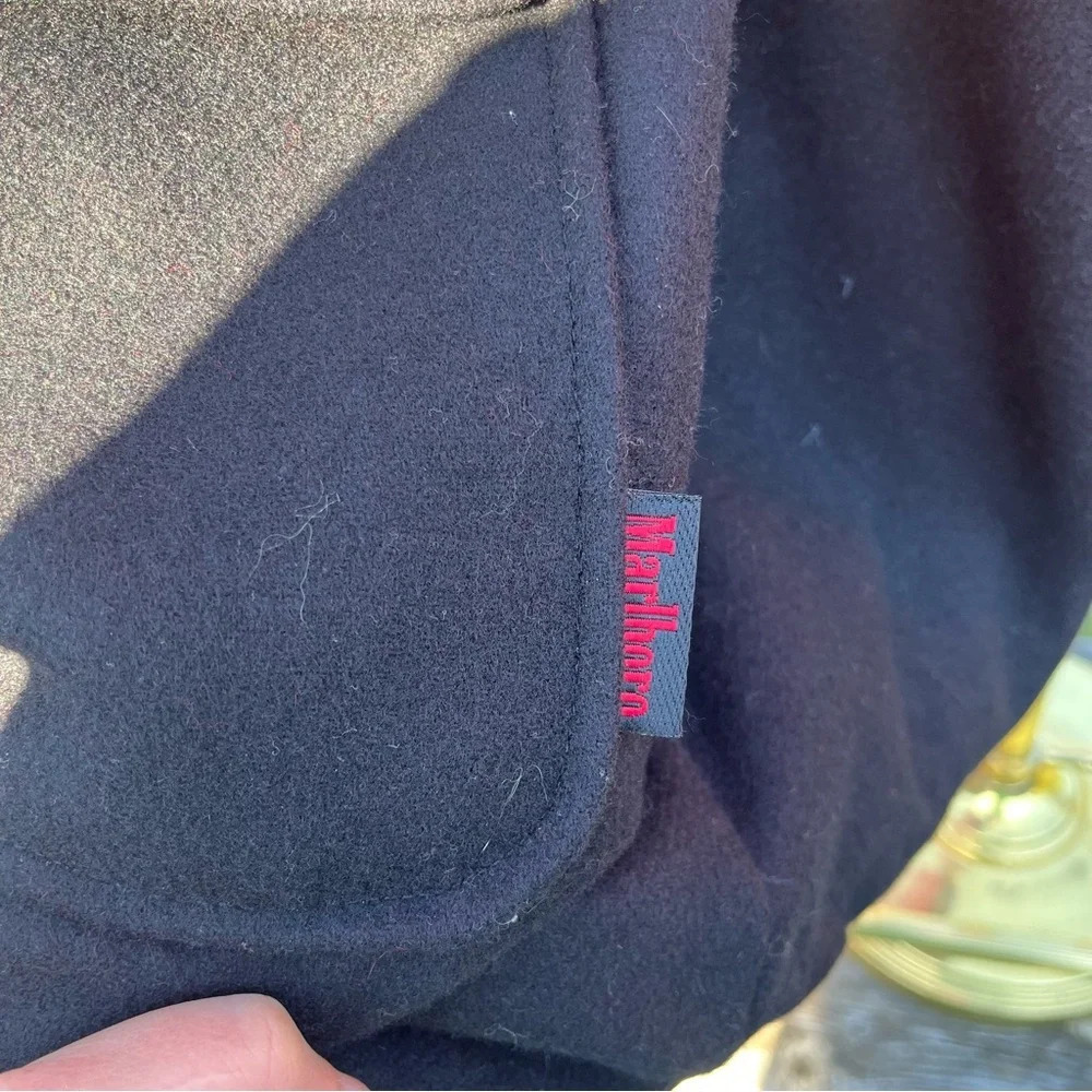 MARLBORO ~ Reversible Wool Men’s Red and Black Zip Jacket with Logo and Pockets - Picture 4 of 15